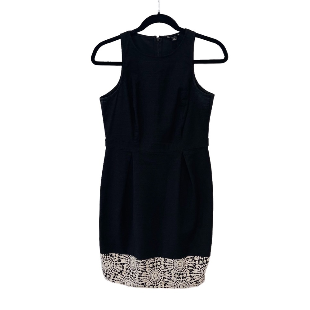 Ann Taylor Sleeveless Black Dress With Lace Detailing Size 2 Petite
